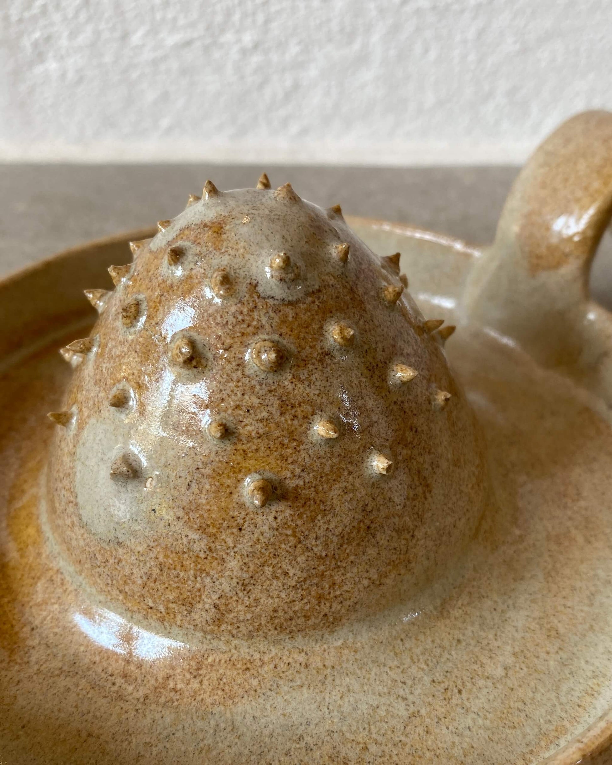 Citruspresser - Sand – håndlavet keramik fra Keramikbyh